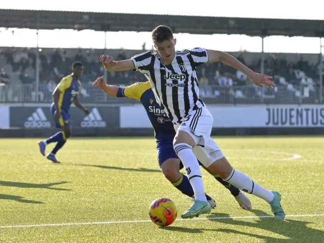 Muharemović u Juventus U19 periodu